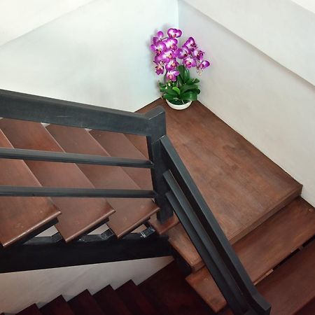 Seedling House Паттая Екстер'єр фото